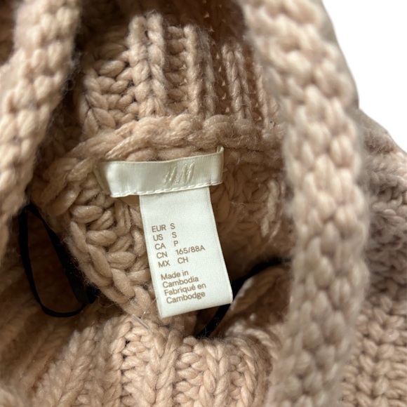 chunky knit sweater blush woman’s size small - Picture 2 of 6